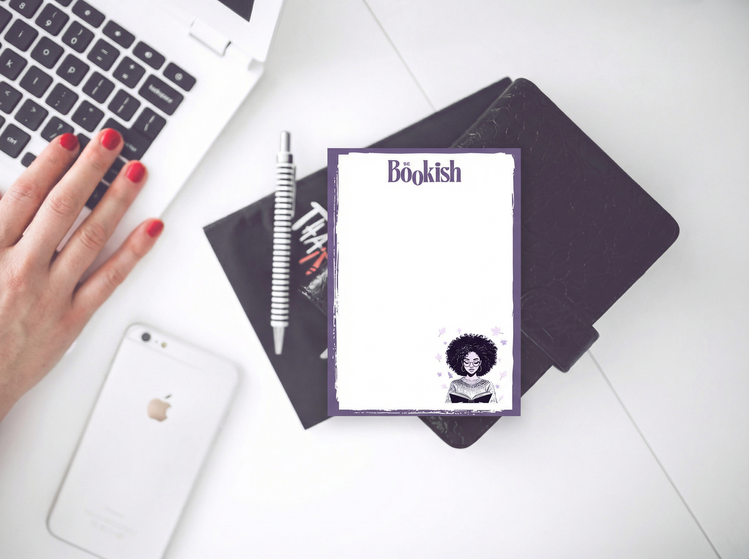 Be Bookish® Haftnotizen – Autumn Edition im Einsatz beim Planen und Schreiben, herbstliches Design für kreative Notizen.